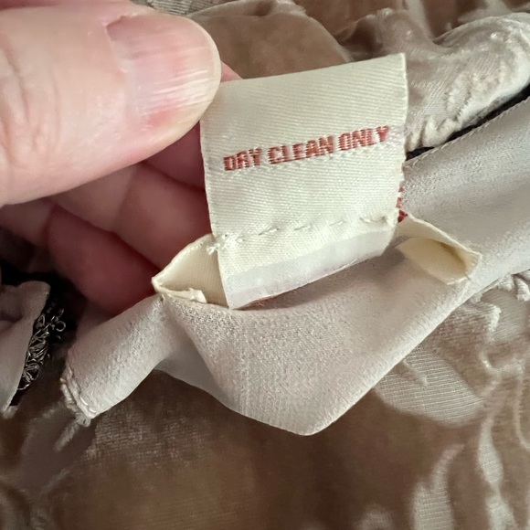 Sundance cocktail dress, velvet lace beaded. - Picture 7 of 8